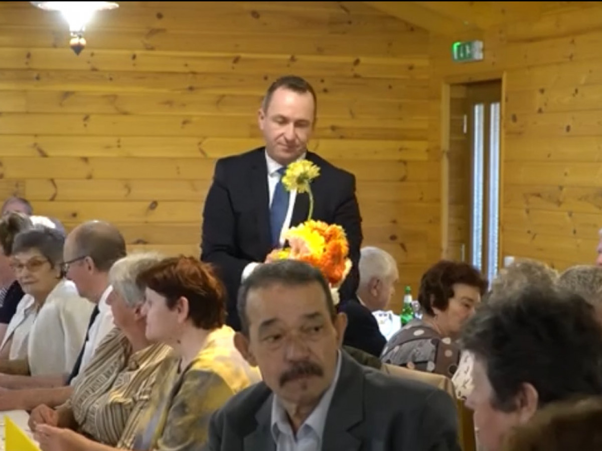 Húsvétig minden 65 év feletti kalocsai lakos 5.000 forintos támogatásban részesül